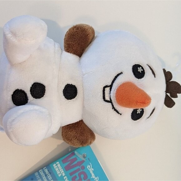 Disney Parks Frozen Wishable Set Anna Elsa Gran Pappy Sven Olaf HTF No Bags - Picture 11 of 12